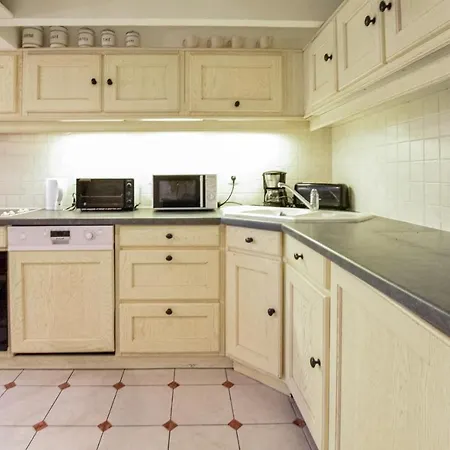 1 Bedroom Amazing In Prázdninový dům *